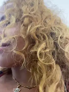 Chloe_Leaozinho webcam