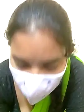 Webcam Model (Rashmi-Sexy)  is live.Free join now!