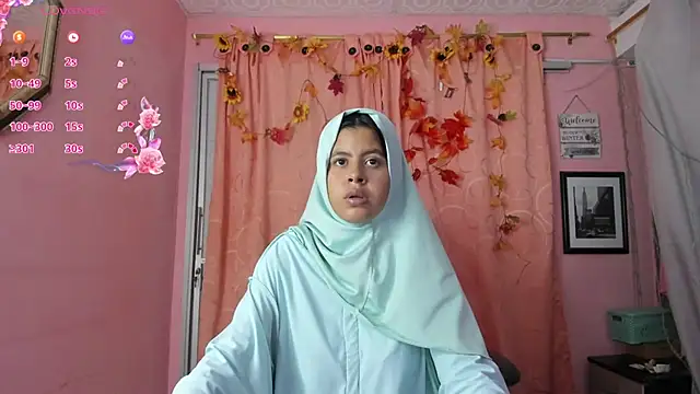 NaylaAbadi webcam