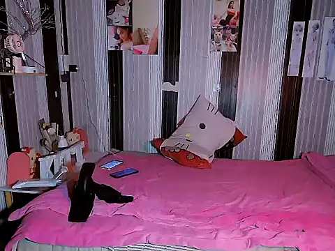 MistressMiyaki webcam