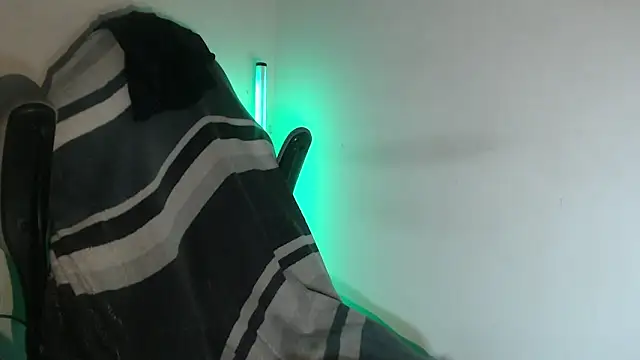 LuciferSantoryu webcam