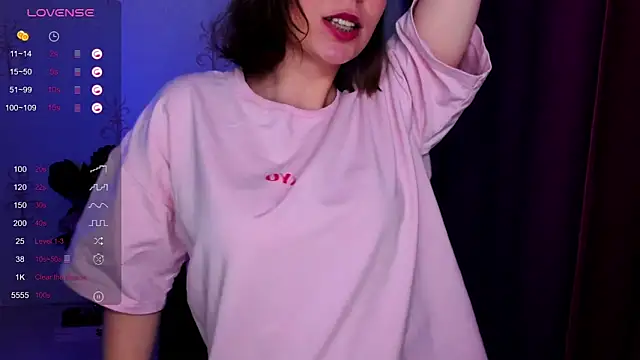 KindHazelHere_ webcam