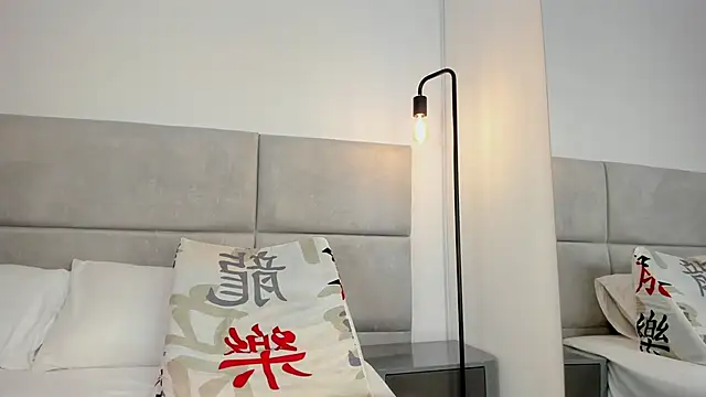 Lilith_Blaze_ webcam