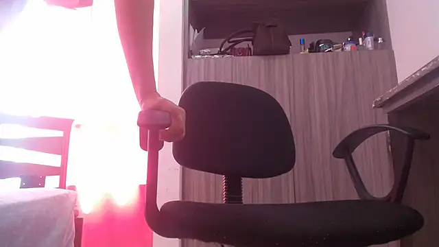 nicolle_milf1978 webcam