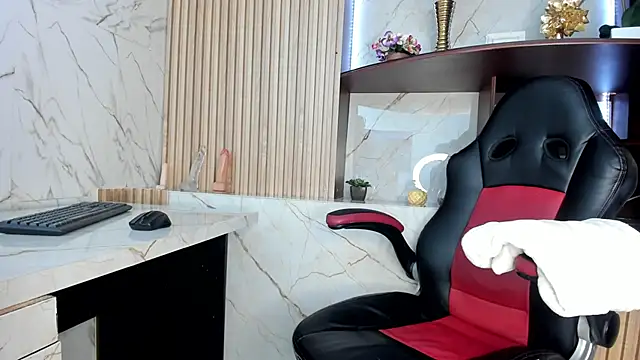 lucy_vegas - Lucy_Vegas's free webcam