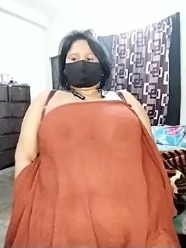 Webcam Model (Tishani) is live