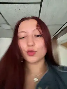 Scarlet_auraa webcam