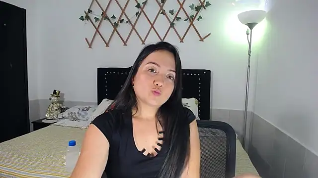 naughty_girl_4u webcam