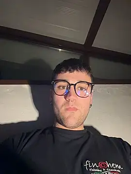 erpumas126 (M young) - NAKED+CUM