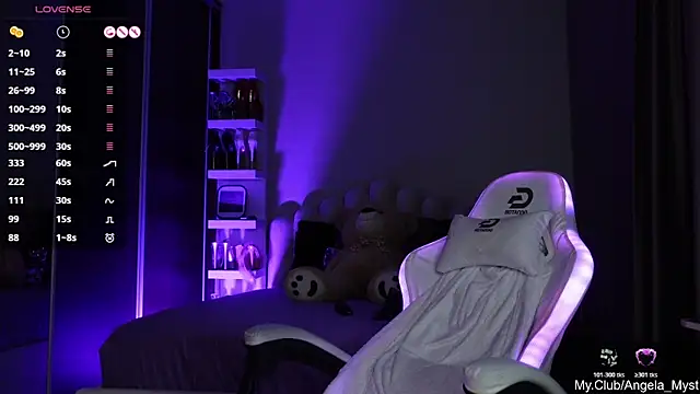 Angela_Myst webcam