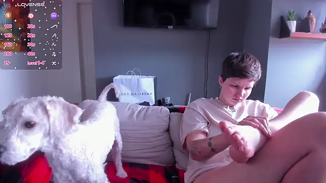 Tenderly_Couple's room