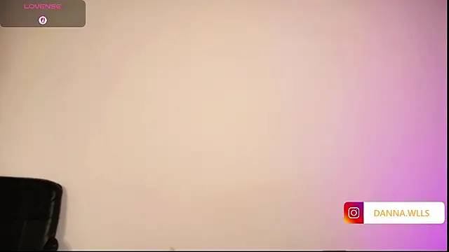 dannawells - Dannawells's free webcam