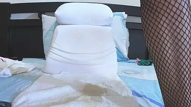 mara2020_69 - Mara2020_69's free webcam