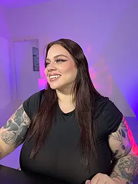 Webcam Model (Melhope)  is live.Free join now!