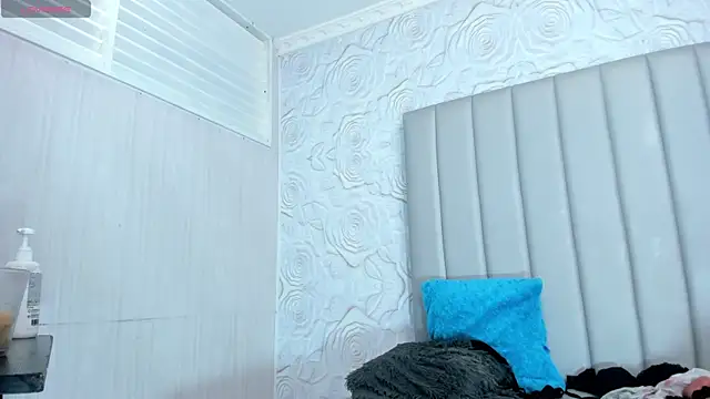 Cleopatra_Trans webcam