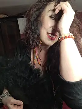 GypsyEsmeralda webcam