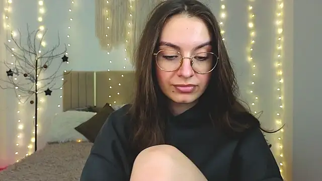 real_cutie1 - Real_cutie1's free webcam