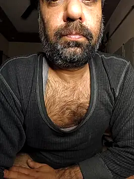 Lushhairyboy11 webcam