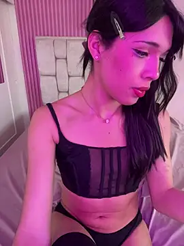 DollCamila webcam
