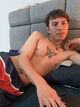 NaytonFreeman webcam