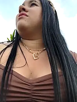 Kendra-daring webcam