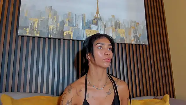 LauraAristizabal webcam