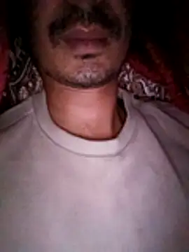 dreamtoungelick69 webcam