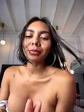 luckygoddessxxx - LuckyGoddessXXX's free webcam - UK Sex Cams