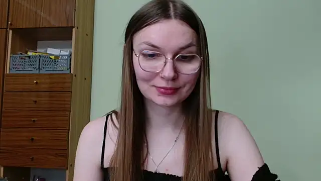 looveellyx - LooveELLYx's free webcam