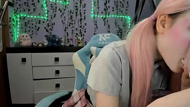 yoonhee_ki - Yoonhee_ki's free webcam