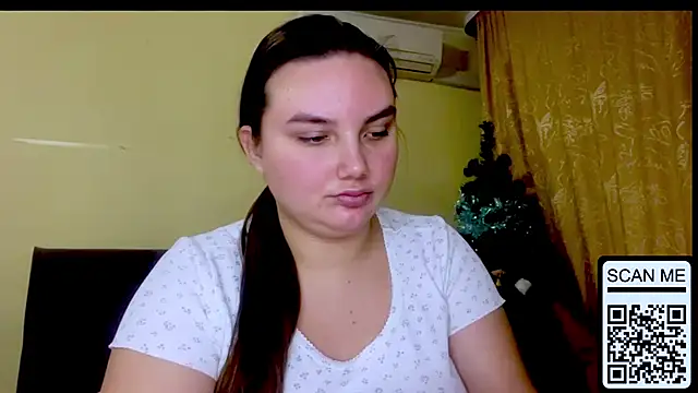 Dreamyblushfairy webcam