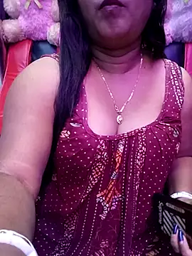 Webcam Model (ella_mariya)  is live.Free join now!