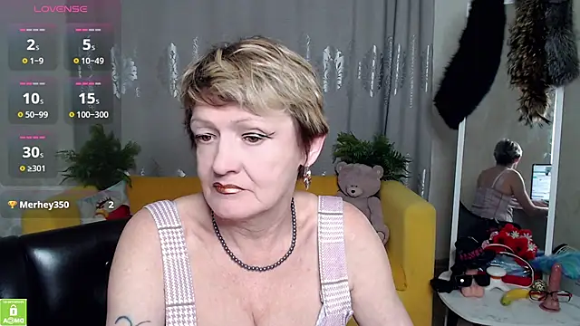 SexyGrandma_ webcam