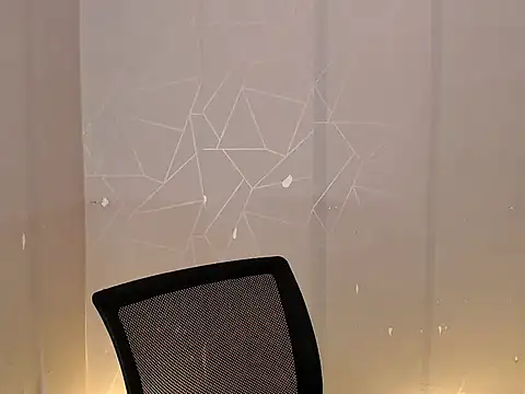 sweetangelluv2cum webcam