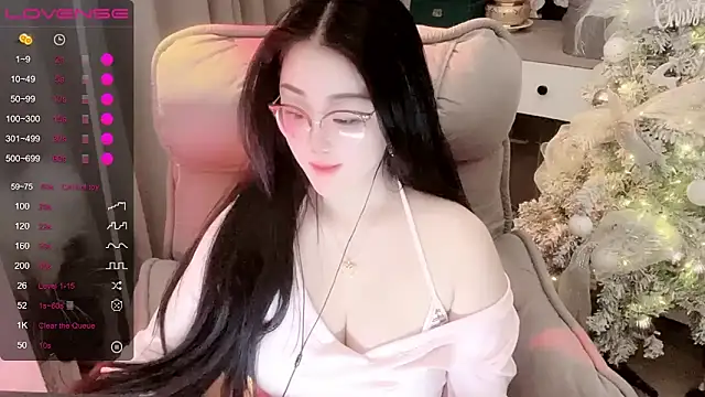 Monica-666888- webcam