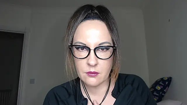 Humiliatrixxxx webcam