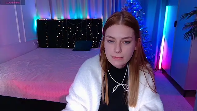 Alisa_Wood webcam