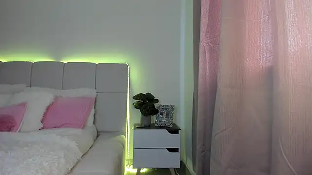 Ori_valentina webcam