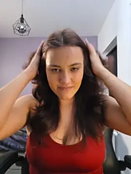 Webcam Model (MiaRides19)  is live.Free join now!