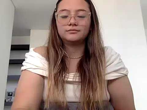 lola_r_ - LOLA_R_'s free webcam