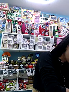 Webcam Model (LunaZambrano)  is live.Free join now!