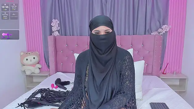 nayla-mouna - Nayla-Mouna's free webcam - UK Sex Cams