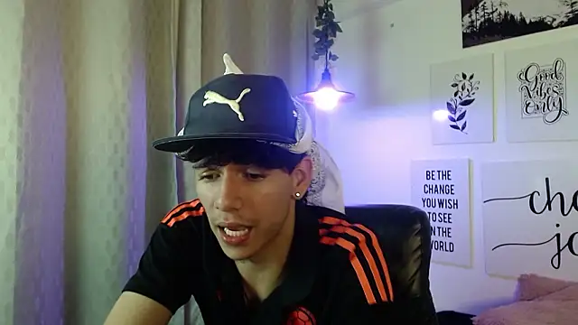 AmethystShadow17 webcam