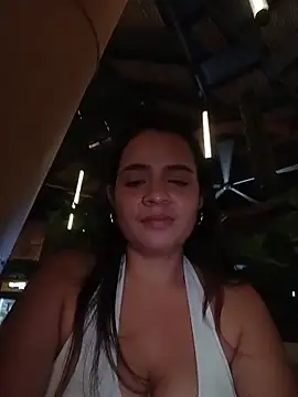 Julieth_hot-69 webcam