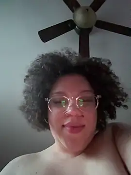 QueenNuttCollector webcam