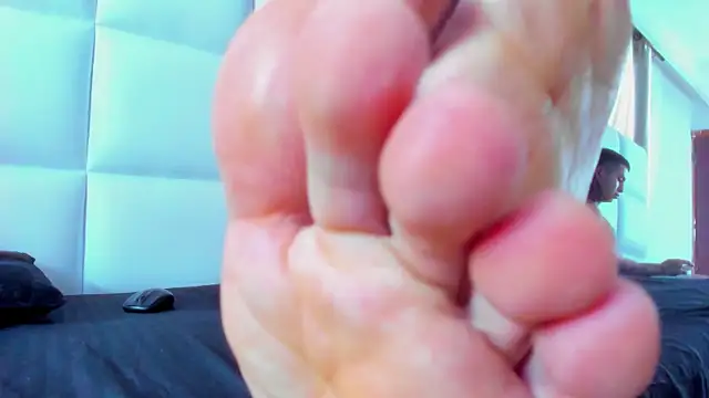 Andrew_sanders68 webcam