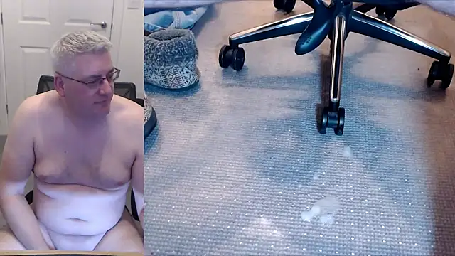 ricrockhard (Ask my age) - Naked 5 mins & jeans off