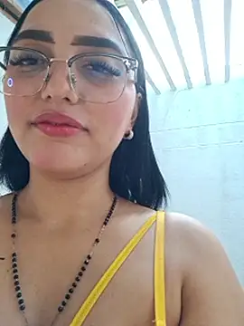 Mia_em webcam