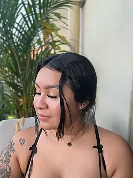 Pretty_Isadora webcam