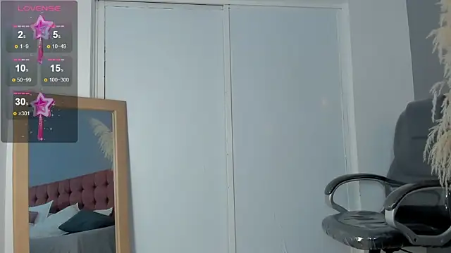 victoria_decapri webcam